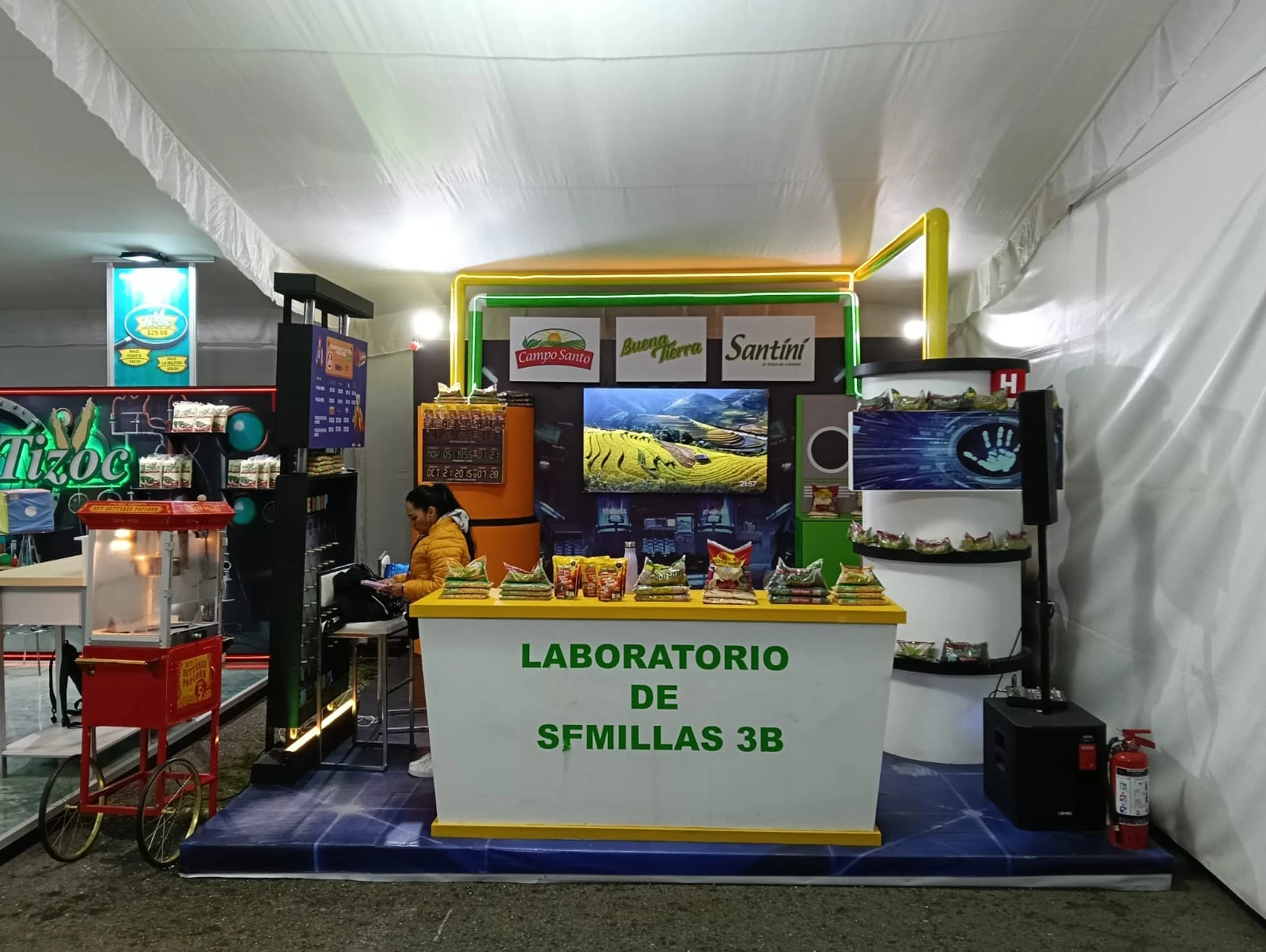 Stand Laboratorio de Semillas 3B en feria